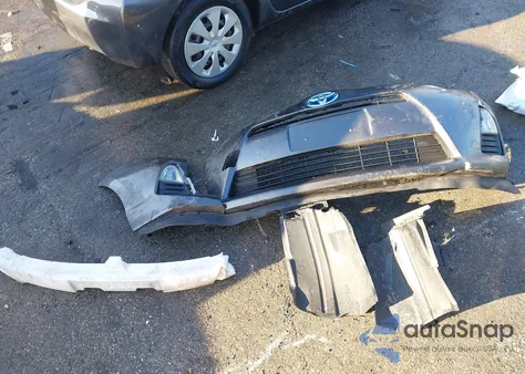 2013 Toyota Prius C Two из США, поврежденный, VIN JTDKDTB30D1556962